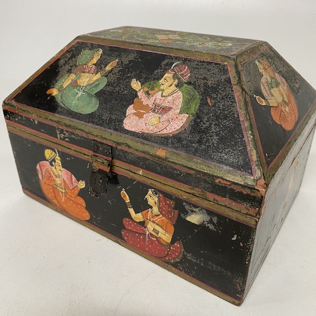 BOX, Handpainted Indian Figures